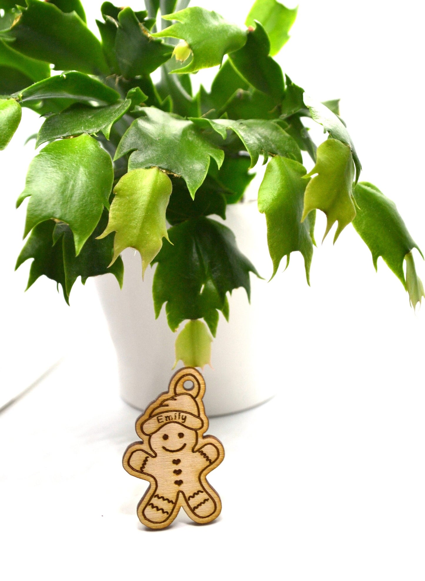 Personalised mini Christmas gingerbread bauble with custom engraving and red, white, or red & white paper string"