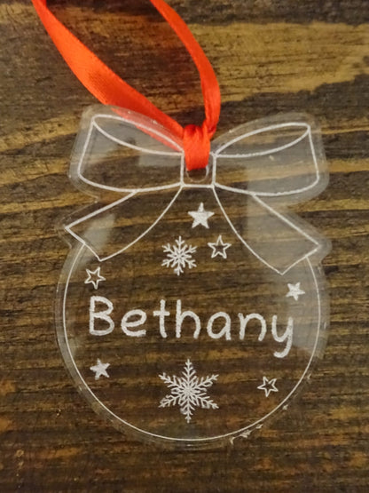 Circle and bow bauble engraved with any name, personalized Christmas tree ornament.