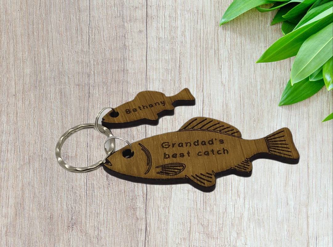 Fish Keyring with 'Grandad's Best Catch' Engraved, Includes Smaller Charms for Personalised Names