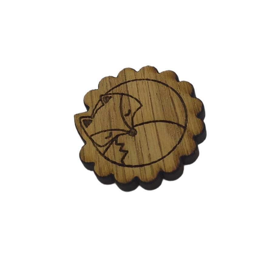 Fox Needle Minder with a strong magnet, designed to keep your needles organized while working on embroidery or cross stitch projects.