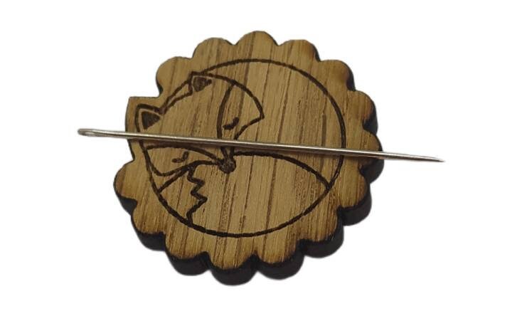 Fox Needle Minder with a strong magnet, designed to keep your needles organized while working on embroidery or cross stitch projects.