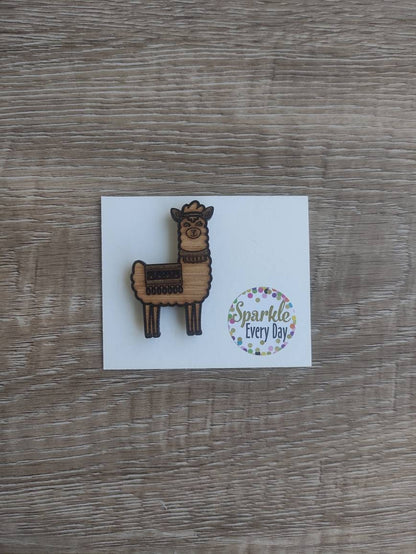 Llama needle minder with a strong magnet, designed to keep your needles organised and prevent them from getting lost.