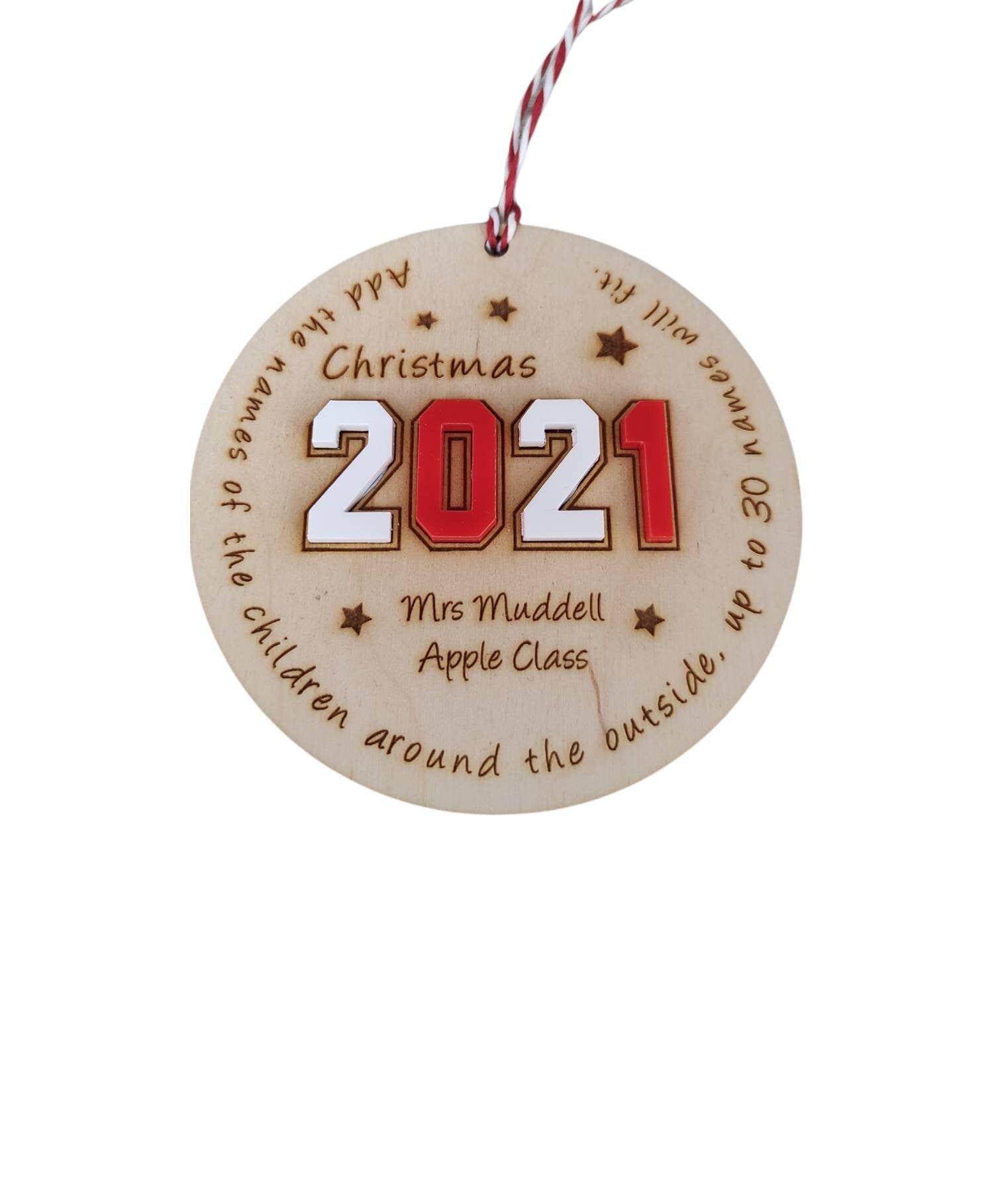 Personalised Wooden Keepsake Circle Ornament – Engraved Teacher and Class Name with Children's Names Around Edge, Bold Coloured Acrylic Year in Centre, Unique Class Christmas Gift