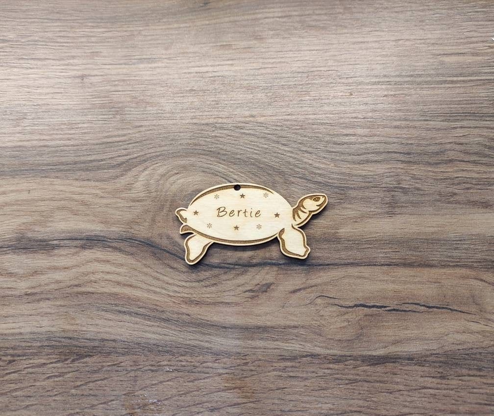 Personalised Christmas Tortoise Bauble with custom engraving, wooden holiday ornament for Christmas tree decoration